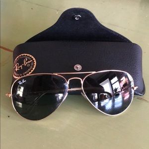 Ray Ban green/gold aviators 3025
